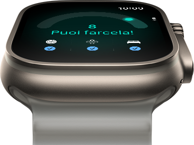 Apple Watch Ultra 4, cassa in titanio naturale, punteggio di preparazione di 8, lato destro, Digital Crown, tasto laterale in rilievo, cinturino Ocean grigio traslucido